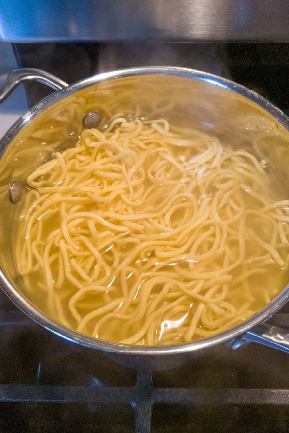 cooking chow mein noodles